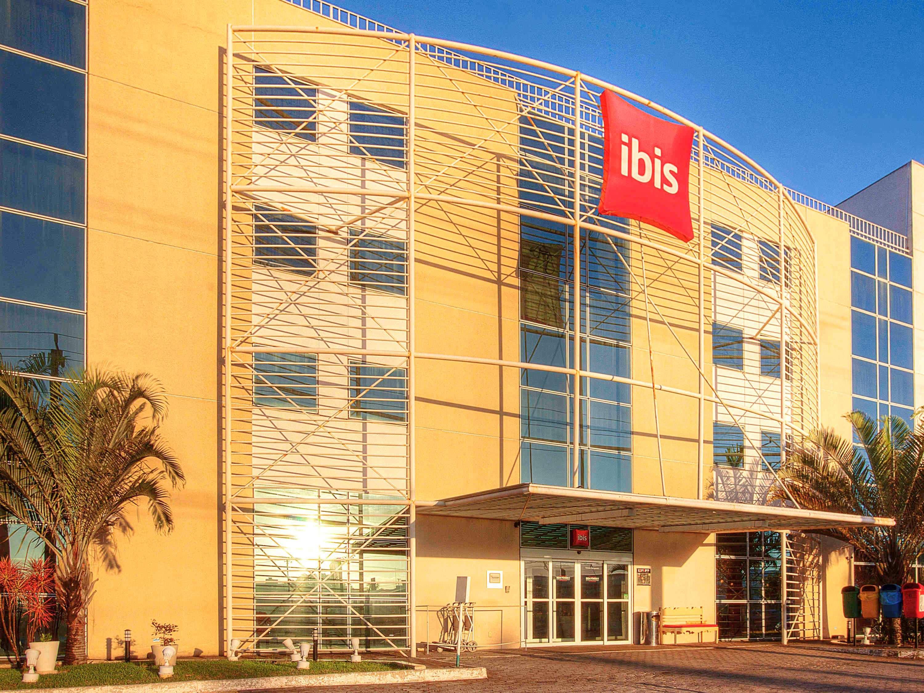 Ibis Vitoria Aeroporto Hotel Luaran gambar